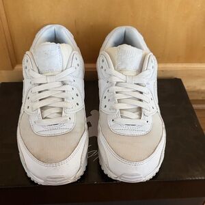 Nike White Women's Sneakers